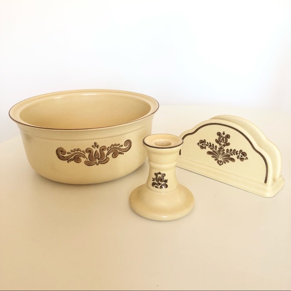 Pfaltzgraff Vintage Village Brown Beige Casserole Dish Napkin & Candle Holder - Picture 1 of 9